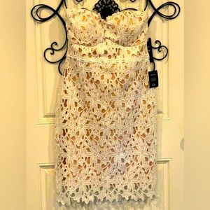 Elegant Strapless NWT LuLu’s wedding/reception, party dress